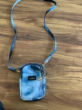 Kedzie Blue Tie-Dye Crossbody Bag
